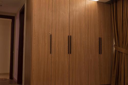 ラホールにあるGold Crest Luxury Hotel Apartments-City View DHA Lahoreのギャラリーの写真
