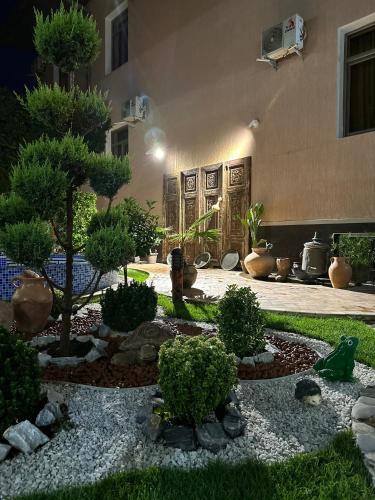 Κήπος έξω από το Hotel Butique Biluri S