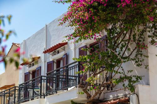 Marylee's studio Old town Rethymno standard studio Adults Only