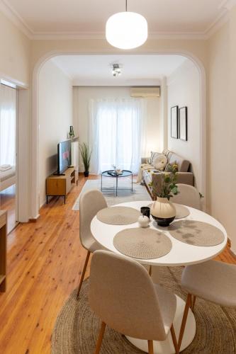 Harmony Oasis - In The Heart of Thessaloniki