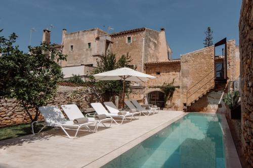 Santanyí's Hidden Gem - a Townhouse with Soul