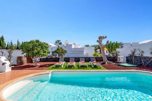Villa Elly by Villa Plus