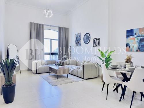 Posezení v ubytování Bloomfields Spacious 1Br Ansam
