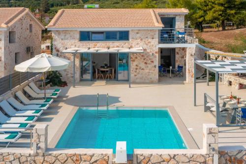 Villa Delphini by Villa Plus