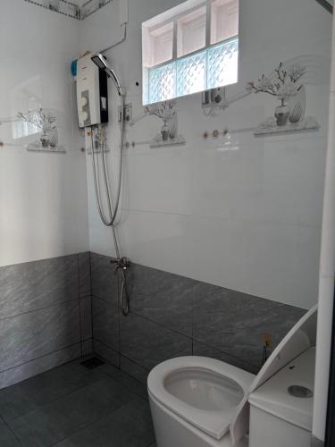 Ένα μπάνιο στο Nhà Nghỉ Đăng Khoa