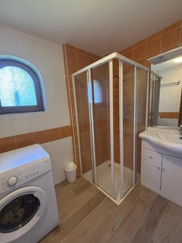 Koupelna v ubytování Gîte indépendant 4 à 6 personnes