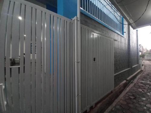 Gallery image of OYO 94843 L2s Guest House Ii Syariah in Sukabumi