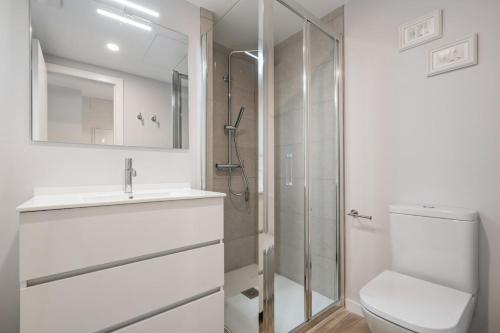 Cozy apartment in Puente de Toledo -2A