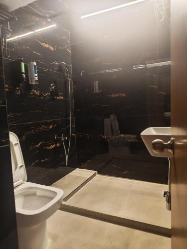 Salle de bains dans l'établissement Thesocialhub