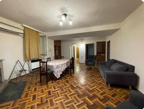 Χώρος καθιστικού στο New Enjoy The Hostel