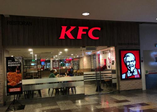 Εστιατόριο ή άλλο μέρος για φαγητό στο Dream stay suite at Times Square big swimming pool