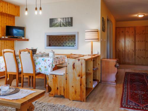 Apartment Aiglon G0 by Interhome