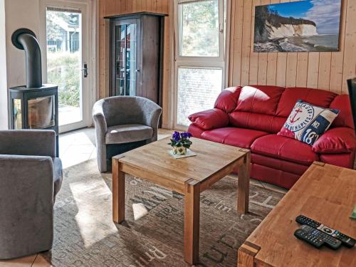 Posezení v ubytování Holiday Home Haus 207 by Interhome