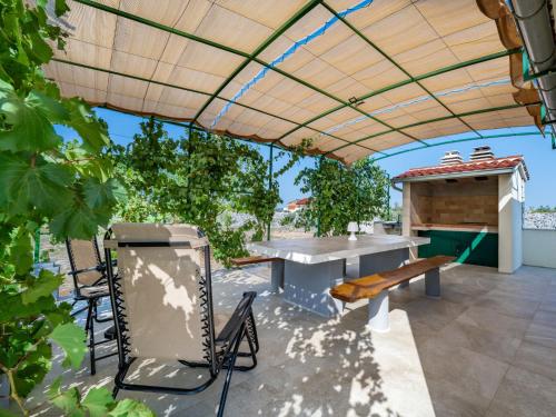 Holiday Home Agis by Interhome