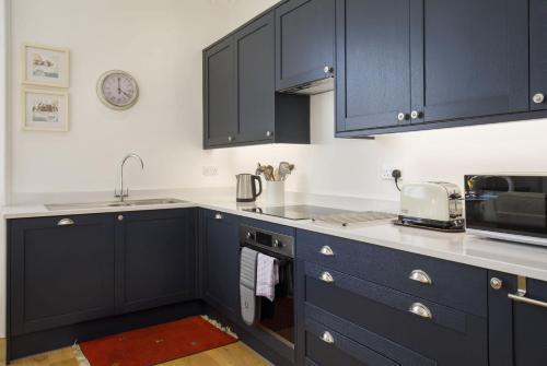 3 St Thomas's House photo 11