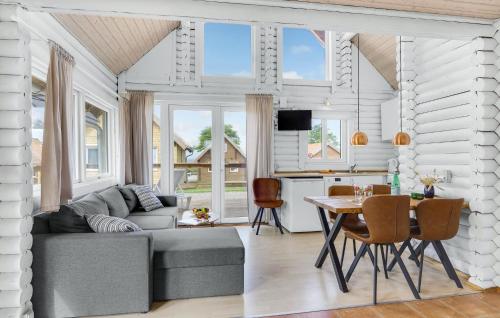 Χώρος καθιστικού στο Gorgeous Home In Tranekær