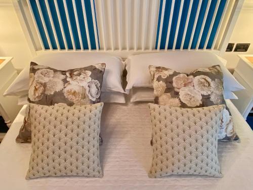 เตียงในห้องที่ Lagoon Secret Venice