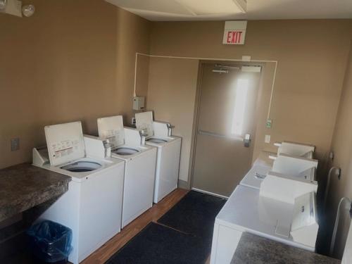 Imagen de la galería de Bell's Extended Stay and Suites, en Saint Robert
