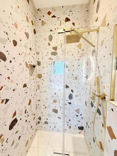 The City Nest - Sleeps 7 - Free Off Street Parking photo 7