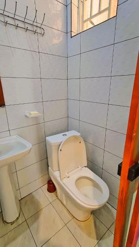 Park View Perch Guest house with Balcony near Downtownにあるバスルーム