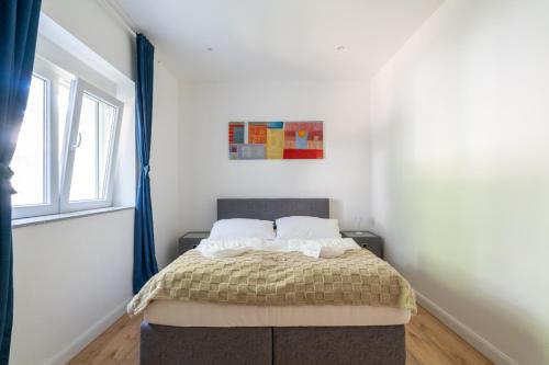 Postel nebo postele na pokoji v ubytování Quiet apartment near Vienna - 60m2 - 24h check-in - for business and family