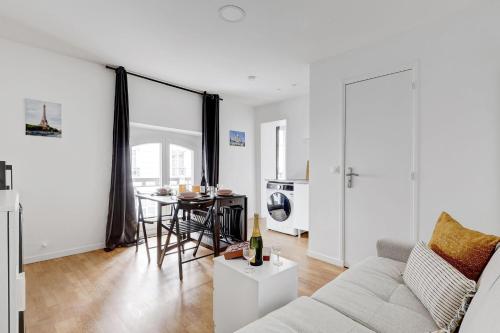 TBS 340 - Superb apartment in Paris 10