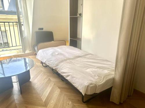 Chic Apartment in Paris Centre Next to Opéra & Louvre