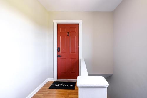 Фотография из галереи Short North - Convention - Private Parking - Pets - 2BR в Колумбусе