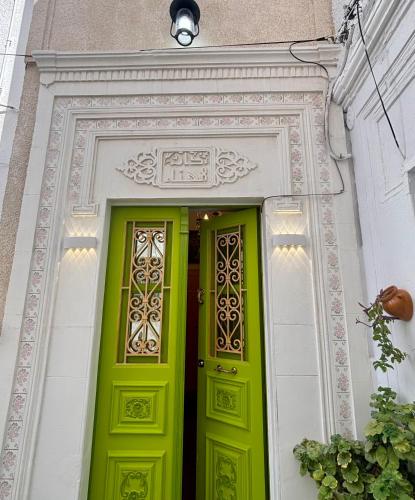 Η πρόσοψη ή η είσοδος του Dar Waja