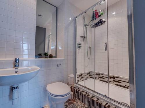 2 Bed Deansgate Apartment City Centre photo 10