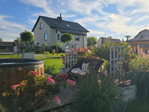 VIP VILLAGE Las Woda Rower - Podgrzewany Basen, Balia, Sauna