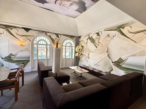 Amazing Luxury Penthouse Suite