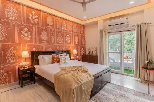 Katil atau katil-katil dalam bilik di Fateh shores Home with breakfast and parking near fateh sagar lake