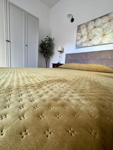 Letto o letti in una camera di Boutique House Near Valletta - 2 Stylish Double Bedrooms with Bathrooms, WiFI & Amenities - Non Sharing