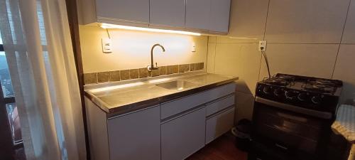 Gambar di galeri bagi Apartamento térreo com ar condicionado e 2 suítes bem localizado di Garopaba