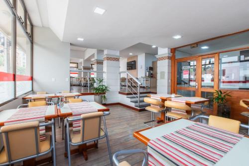 Posezení v ubytování Hotel Suárez São Leopoldo