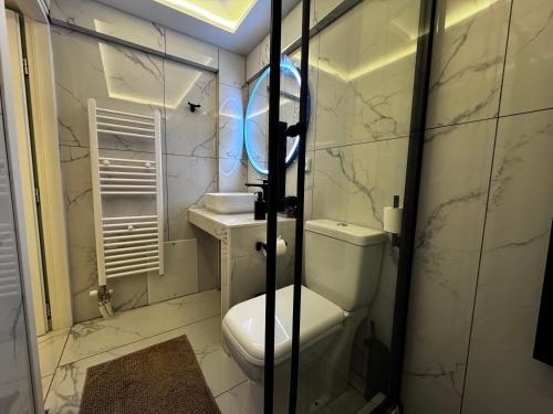 Athens Stay 40