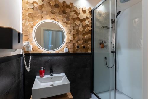 Un baño de MUE Cubes - Capsule Hotel
