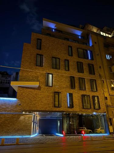Budova, kde se aparthotel nachází