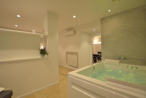 7 BLU Casa vacanze con idromassaggio photo 119