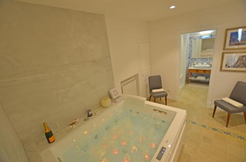 7 BLU Casa vacanze con idromassaggio photo 92