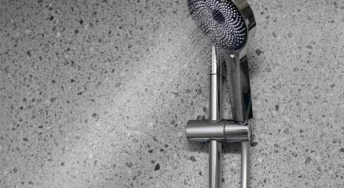 a blow dryer sitting on a counter with a shower at City Comfort Inn Shiyan Wudang Mountain in Danjiangkou
