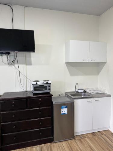 Virtuve vai virtuves zona naktsmītnē Emmitas room
