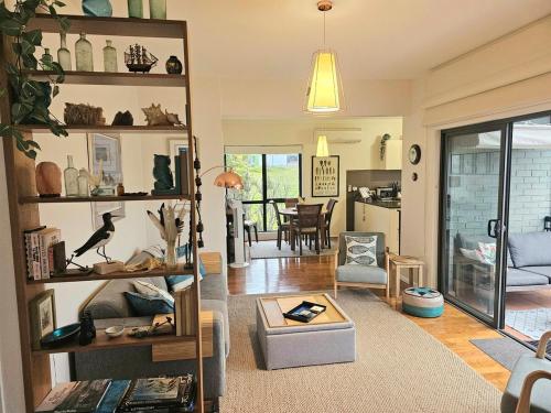 Χώρος καθιστικού στο Maggie's Place Too