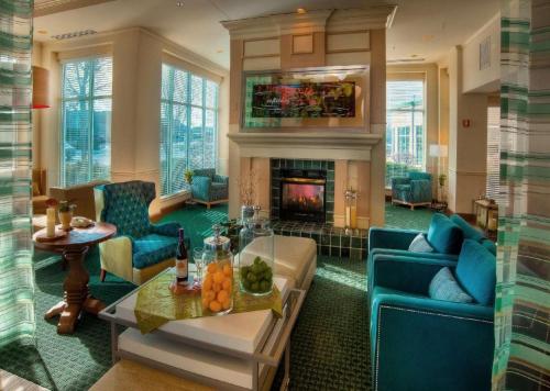 Χώρος καθιστικού στο Hilton Garden Inn Appleton/Kimberly