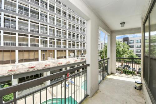 Gallery image of Skyline King Beds Retreat 2BR 2BA Near NRG Medical Center Galleria Mall in Houston