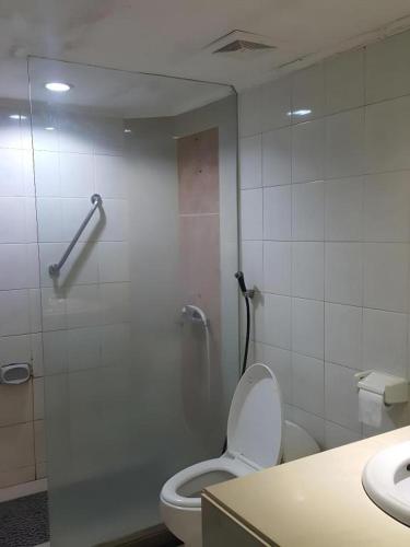 Ένα μπάνιο στο Kharisma Hotel