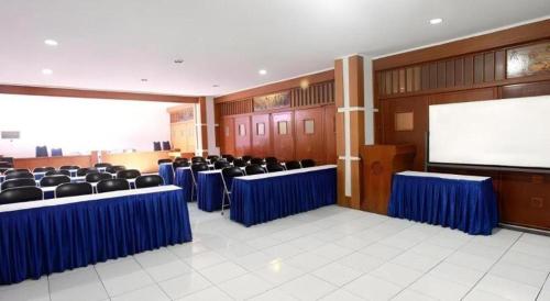 Konferenční prostory v ubytování Alexander Hotel Tegal