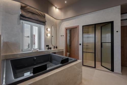 Amara Luxury Living With Private Hot Tub