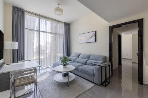 Modern 2BR Apartment in Merano Tower, Business Bay